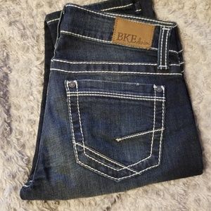 BKE Stella NWOT Sz 26 inseam 31.5